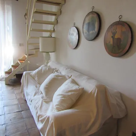 Rifugio Dei Tre Pini Country house *
